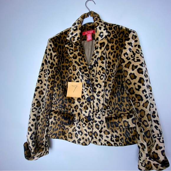 European Design, A Line, Leapard Blazer Size 10P - Picture 11 of 11